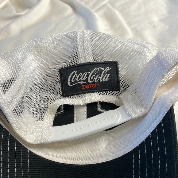 NCAA MARCH MADNESS TOURNAMENT FINAL FOUR 2016 HOUSTON SNAPBACK HAT - Picture 2 of 3